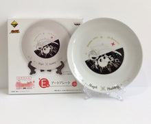 Load image into Gallery viewer, *Very Rare* Monogatari Premium Set of Plates *Straight from Japan*