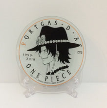 Load image into Gallery viewer, *Rare* One Piece All Star Plates! *Straight from Japan*
